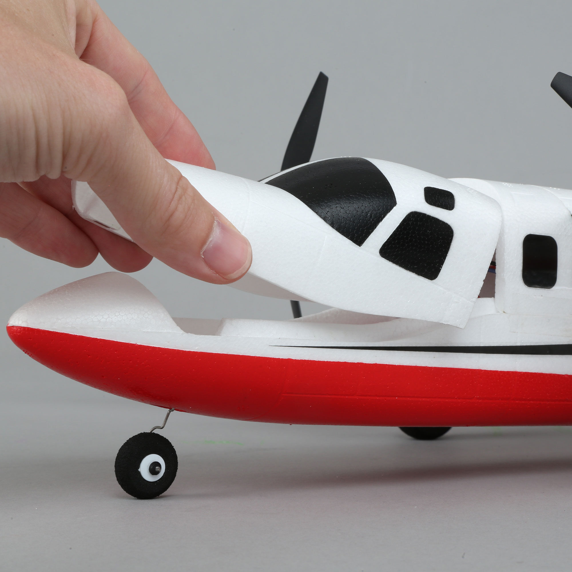 E flite UMX Aero Commander BNF Basic with AS3X e Flite