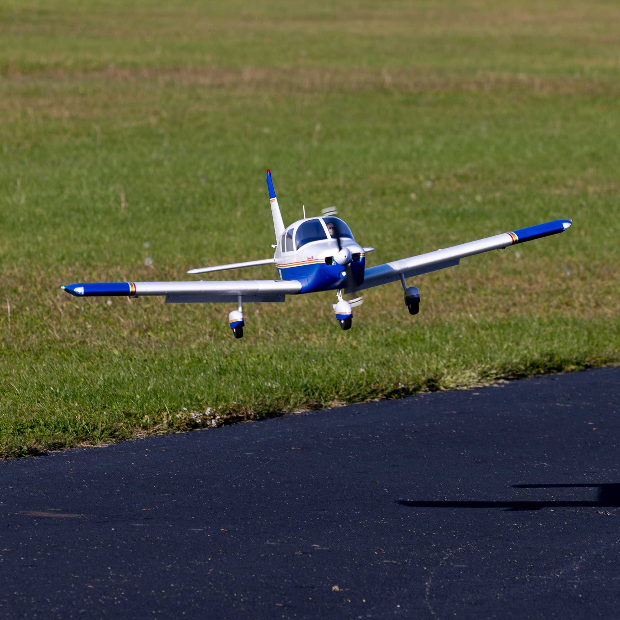 E flite top piper cherokee