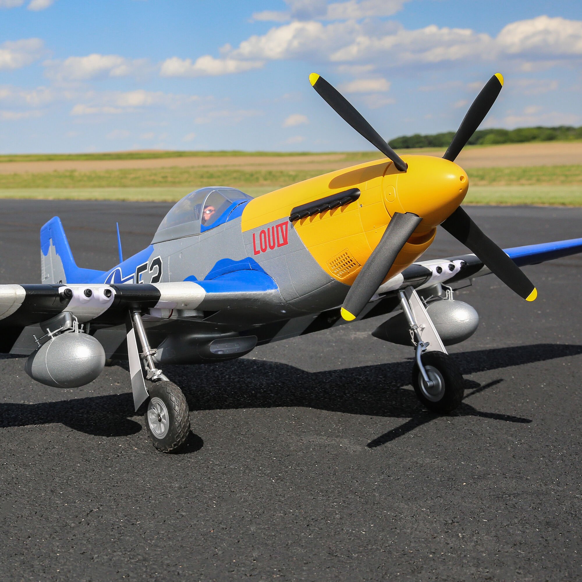 E-flite P-51D Mustang 1.5m BNF Basic Combo | e-Flite