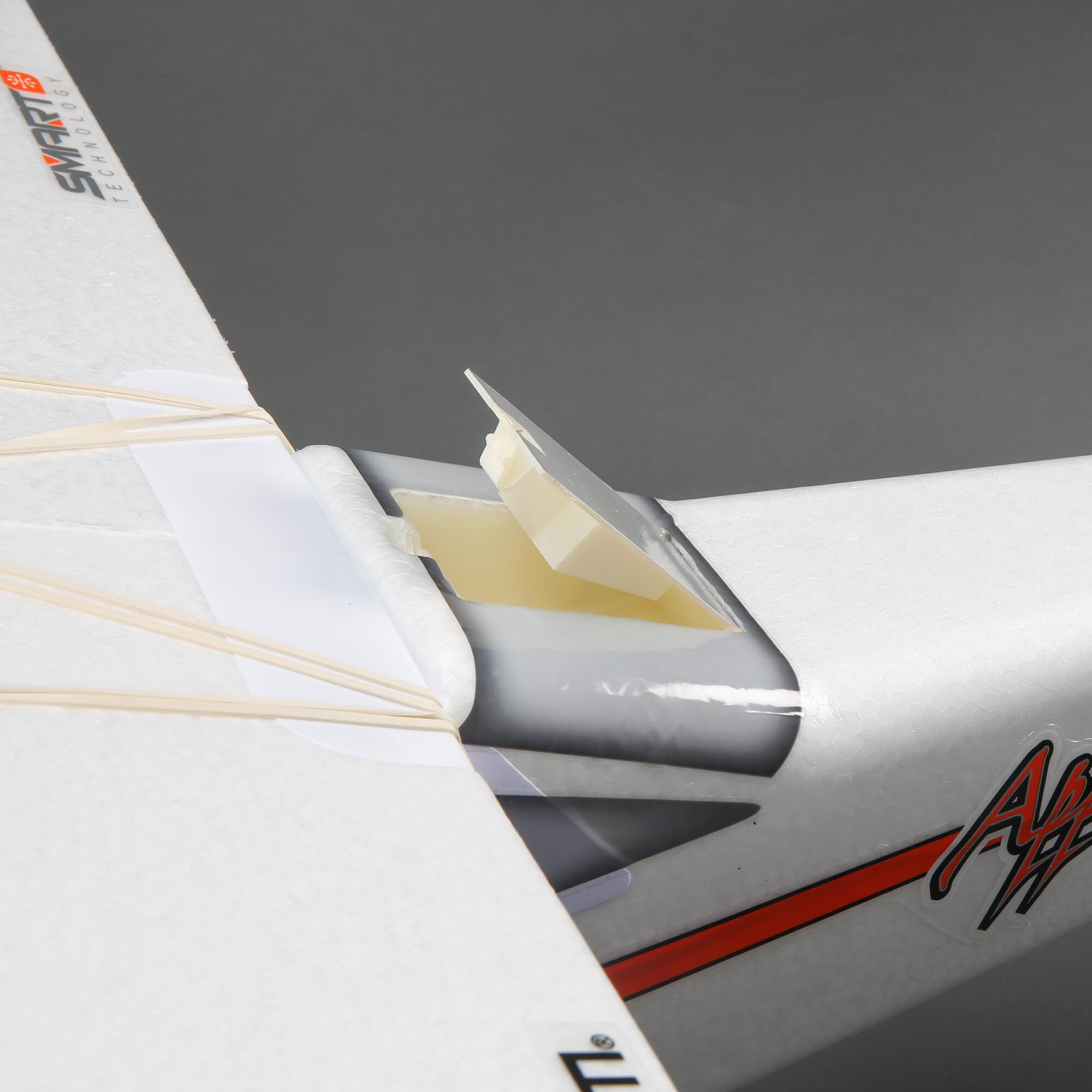 E flite Apprentice STS 1.5m RTF Smart Trainer with SAFE e Flite
