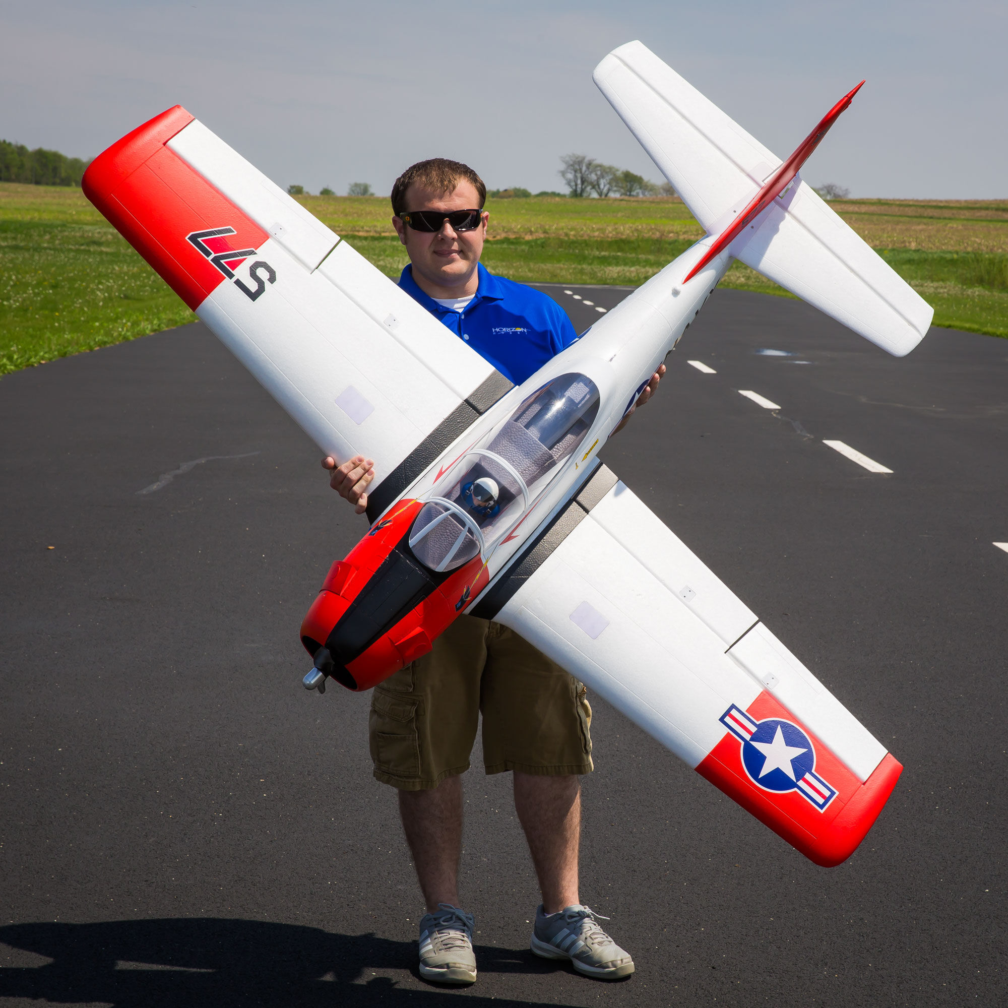 E flite Carbon Z T 28 2.0m BNF Basic with AS3X and SAFE Select e Flite