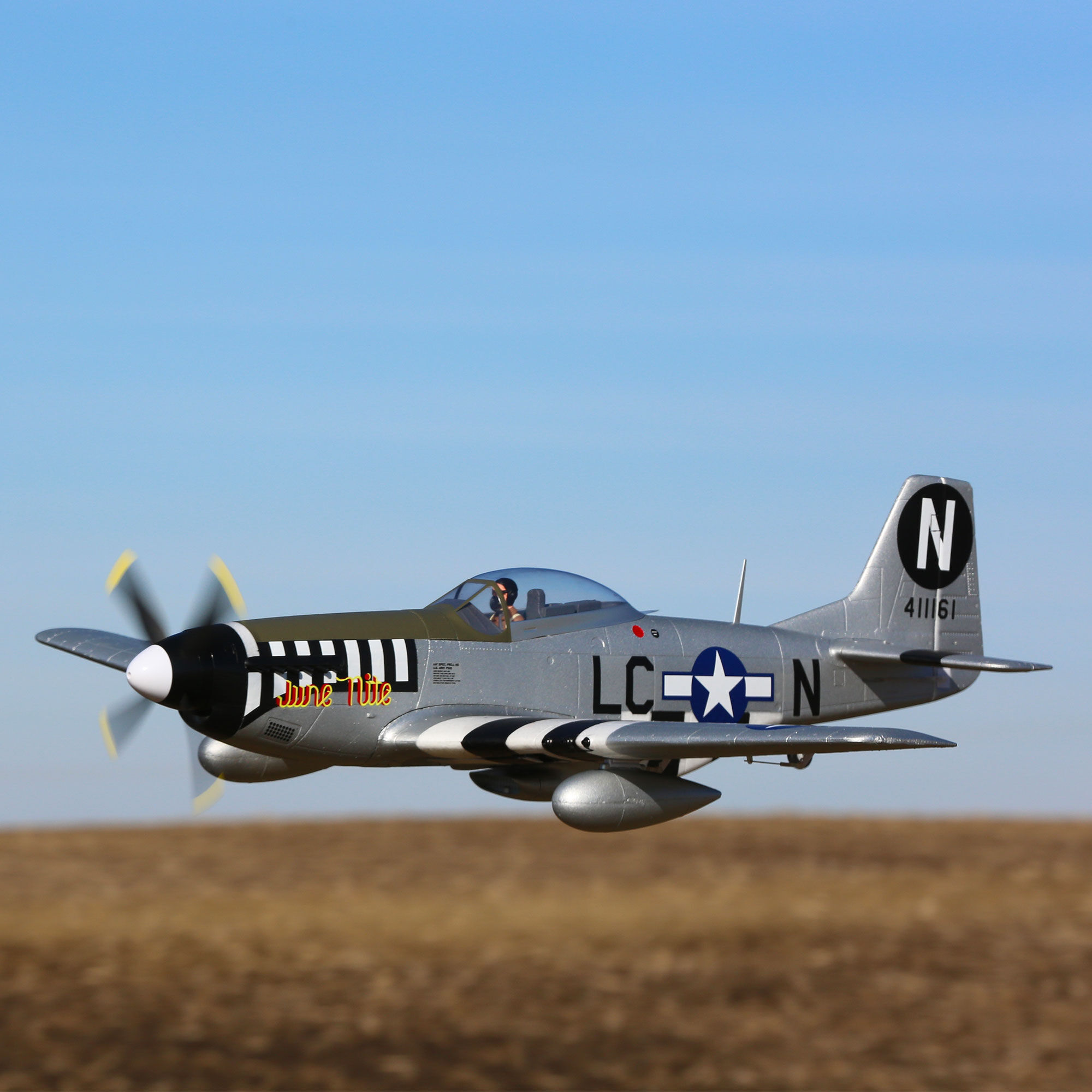 E flite online p51d mustang