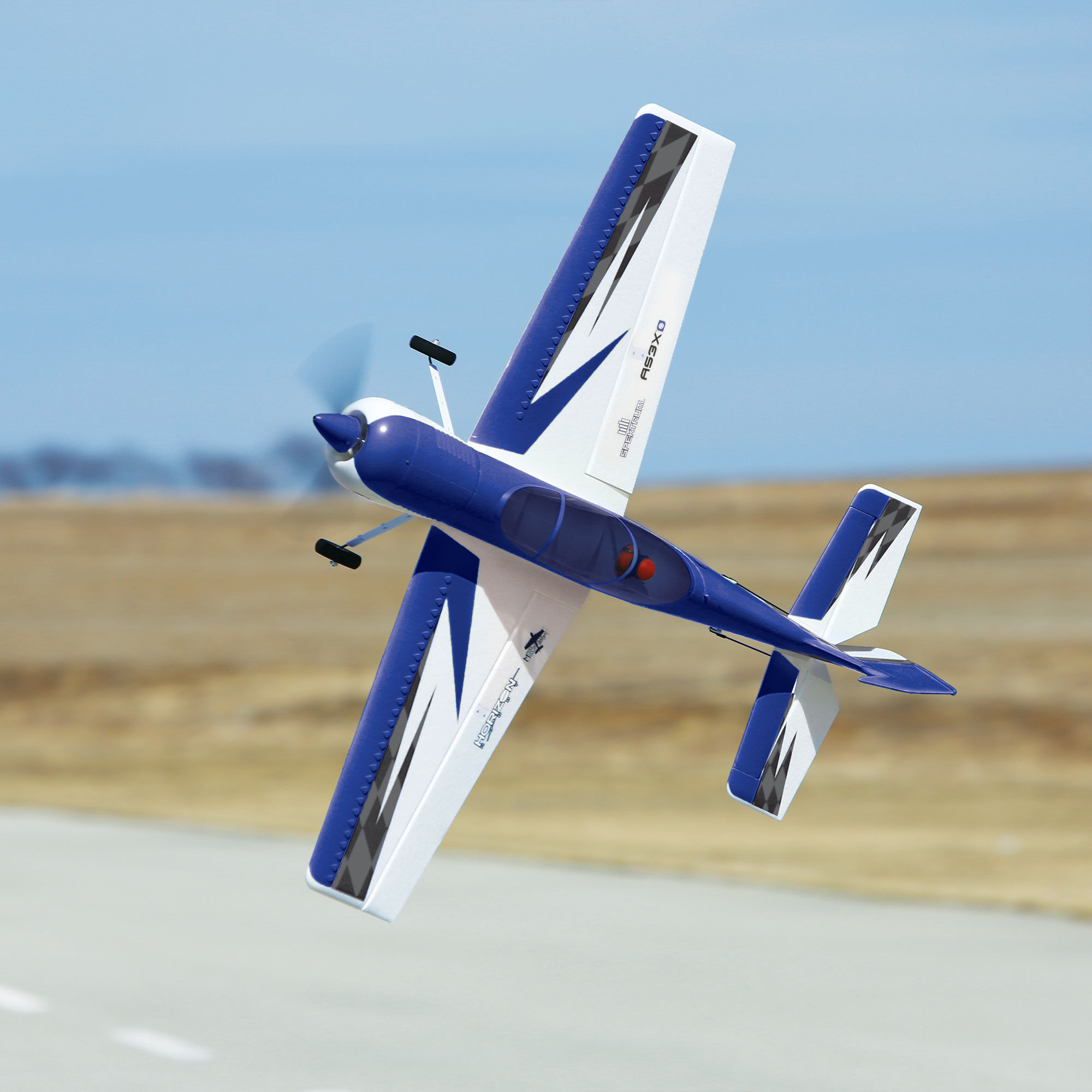 E flite Sukhoi SU 29MM 1.1m BNF Basic with AS3X e Flite