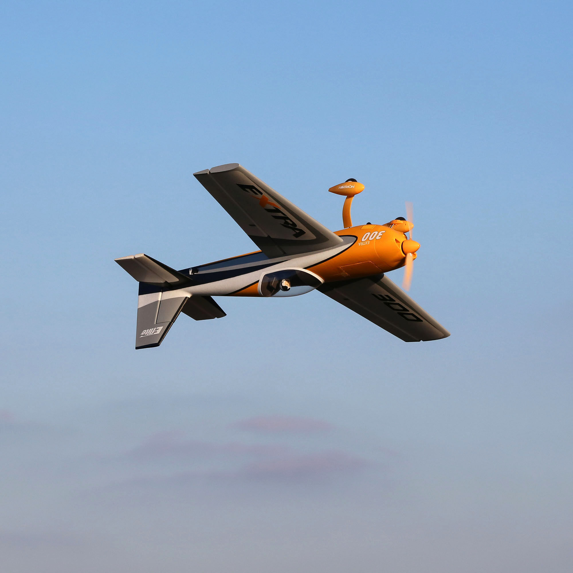 Extra 300 3d shop 1.3 m bnf basic