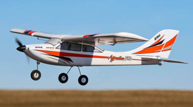 E‑flite® Apprentice® STS 1.5m RTF Smart Trainer with SAFE (EFL37000)